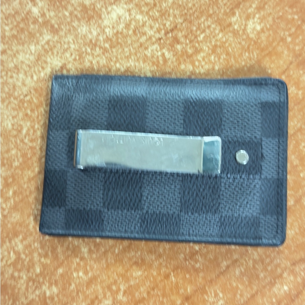 Louis Vuitton Black Checkered Card Holder with money clip - Picture 4 of 4
